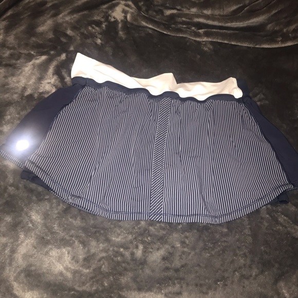 Lululemon Skirt - Picture 3 of 3